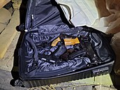 ást nelegáln drených zbraní