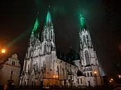 Názory na nové nasvícení olomoucké katedrály, jemu v horní ásti dominuje...