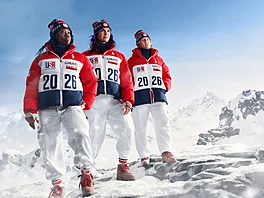 Oficiální olympijská kolekce Ralph Lauren pro zimní olympijské a paralympijské...