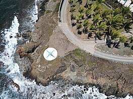 Letecký pohled na soukromý ostrov Jeffreyho Epsteina v Karibiku. (4. prosince...