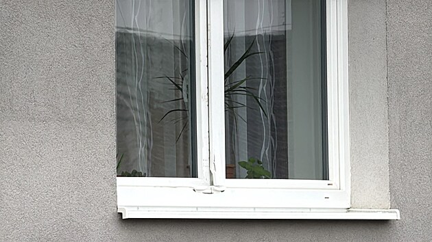 Policie ptrala v Nechnicch u Prahy po zlodjch. (2. prosince 2025)