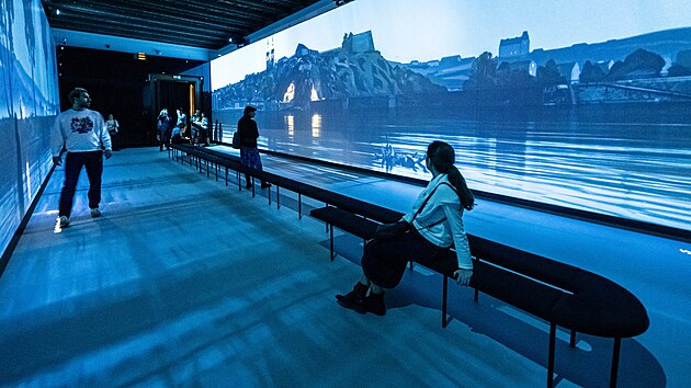 Nov� expozice, kter� v sobotu otev�r� po p�tilet� rekonstrukci Muzeum Prahy na Florenci, n�v�t�vn�ky vt�hne do prvn� t�etiny 19. stolet�. (2. prosince 2025)