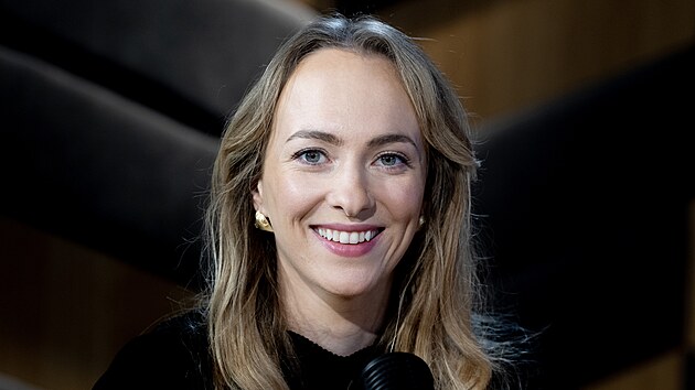 Hostem po�adu Rozst�el je here�ka Elizaveta Maximov�.