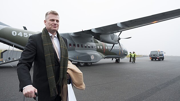 N�vrat p�edsedy PSP �R Tomia Okamury a delegace ze Slovenska. Na sn�mku Filip Turek. (3. prosince 2025)