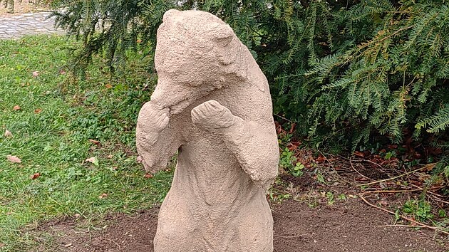 Nvtvnci Zahrady vzpomnek v Liberci mohou opt vidt obnoven sochask dla.