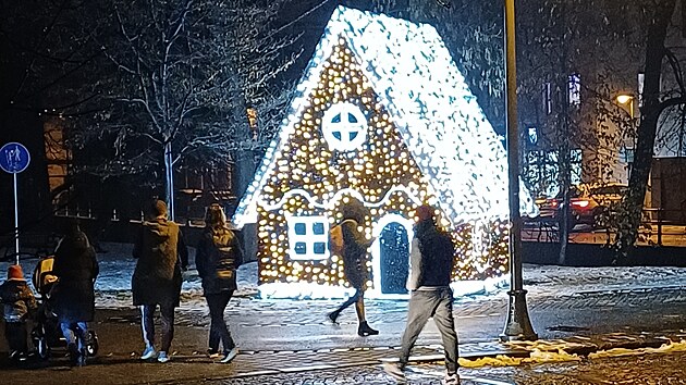 Nasv�cen� chaloupka stoj� v parku Na Sadech v centru �esk�ch Bud�jovic.