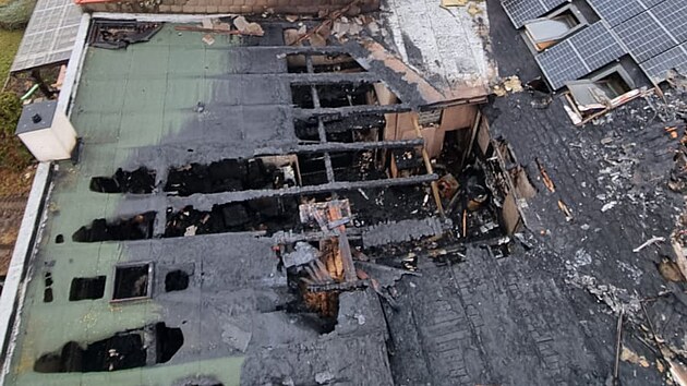 K poru prodejny dolo v  tsnm sousedstv pamtkov chrnn tvrti Betlm. (5. prosince 2025)