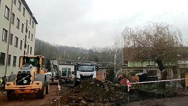 Vstavba optiky v Brandse nad Orlic potrv minimln cel pt rok.