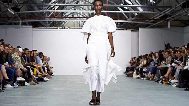 B�l� se nemus� b�t ani mu�i.