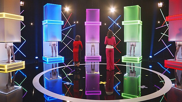 N�padn�ci uk�zali pan� Alence pozad� (premi�ra 3. prosince 2025)