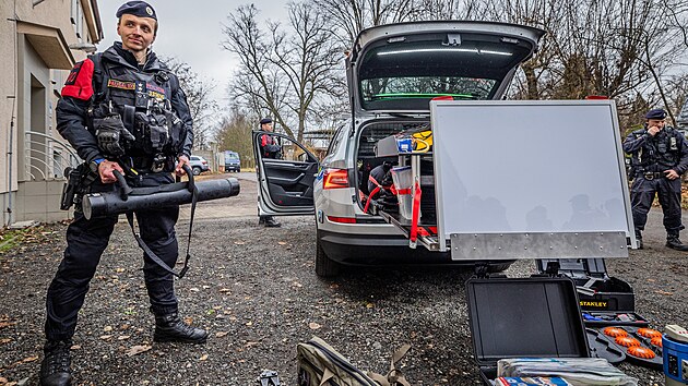 Nov vozidlo pro velitele policie disponuje specilnm vybavenm.