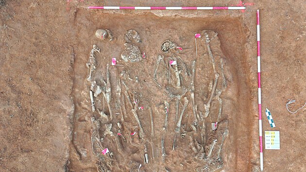 Hromadn� vojensk� hrob z 18. stolet�