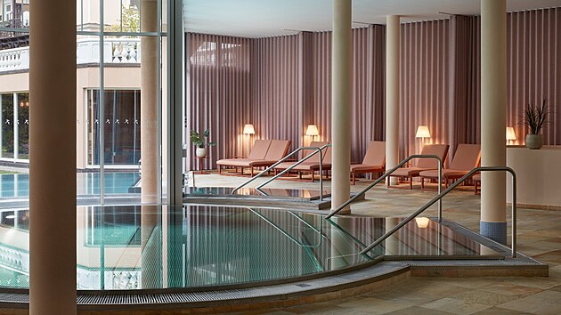 Falkensteiner Spa Resort sdl v historick secesn budov v Marinskch Lznch.