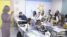 Výuka v podzemní �kole v Záporo�ské oblasti na východ� Ukrajiny (8. prosince...