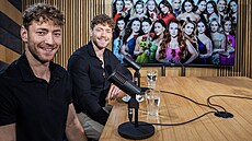 Hosty po�adu Rozst�el jsou Martin a Miroslav Dubovi�tí - brat�i Bachelo�i....