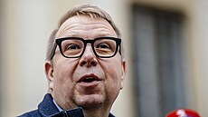 Ale� Juchelka (ANO) odchází po konzultacích s prezidentem Petrem Pavlem. (1....