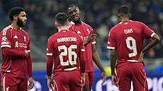 Hrá�i Liverpoolu komunikují v zápase proti Interu Milán.