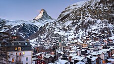 Pohled na výcarské msto Zermatt (27. února 2015)