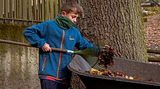 Více ne� p�tistovka �kolák� z d��ínských �kol se zapojila do leto�ního ro�níku...