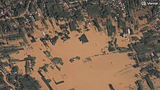 Satelitní snímek ukazuje, jak povodn� zasáhly provincii Songkhla na jihu...