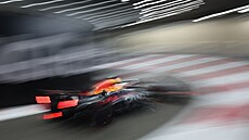 Max Verstappen bhem kvalifikace na Velkou cenu Abú Zabí
