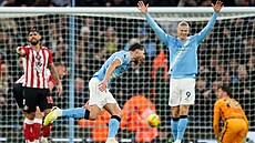 Obránce Rubén Dias z Manchesteru City se raduje ze svého gólu v utkání proti...