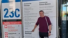 Václav Petrás bojuje se záke�nou rakovinou slinivky. Jeho rodina se ve sbírce...