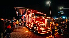 Váno�ní kamion Coca-Cola vyrazí v prosinci na cestu nap�í� �eskem a zastaví...