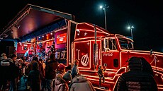 Váno�ní kamion Coca-Cola vyrazí v prosinci na cestu nap�í� �eskem a zastaví...