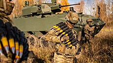 Munice, kterou vyrábí ZVS holding.