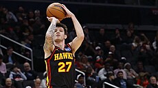 Ví Krejí stílí na ko Washington Wizards.