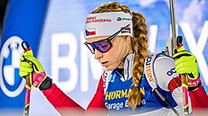 Markéta Davidová se koncentruje na startu vytrvalostního závodu.