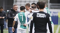 Jablonetí hrái slaví s trenérem Luboem Kozlem trefu Jana Chramosty.