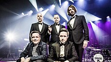 Kapela Chinaski ve sváte�ním na koncert� se Symfonickým koncertem �eského...