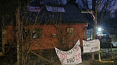 Policie zakroila v ostravské kolonii Bedika. Prostor okolo posledního domu...