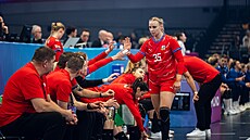 Valerie Smetková usedá na �eskou lavi�ku.