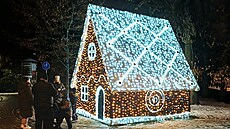 Perníková chaloupka stojí v parku Na Sadech v centru �eských Bud�jovic.