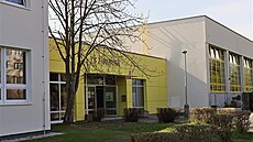 Základní kola Zárubova v Praze 12