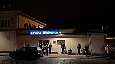 Na �elezni�ním koridoru v pra�ských B�chovicích vlak srazil a usmrtil �lov�ka....