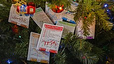 Zástupci PID rozdávat cestujícím tyto kapesní jízdní �ády zdarma. Kde p�esn� a...