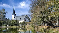 Zrádci se natá�eli i v okolí hradu K�ivoklát. T�eba v kostele zasv�ceném...