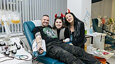 Ve Fakultní nemocnici Brno m�li na Mikulá�e speciální odb�r v kostýmech. Dárci...