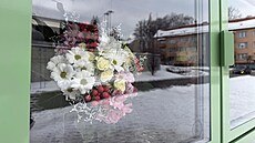 Automat na kv�tiny je v provozu 24 hodin denn�, den co den. Vhodnou kv�tinu lze...