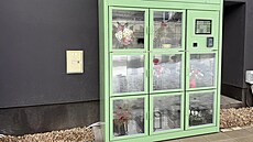 Automat na kv�tiny je v provozu 24 hodin denn�, den co den. Vhodnou kv�tinu lze...
