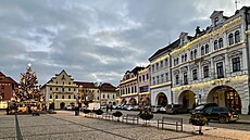 Bývalý hotel Dru�ba, jeho� vlastník loni m�sto �atec kv�li zvý�ení dan� za�aloval. Nedávno hotel prodal. 