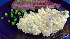 Recept na bramborový salát s kari podle Páji a Veru z blogu Sva�inková bichle