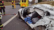 U odbo�ky na Ol�ová vrata se st�etl kamion s osobním autem. (9. prosince 2025)