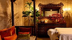Teplé osv�tlení, samet a hedvábí, ale také �zlaté� efekty a hlavn� klid k...