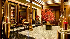 Prostedí centra vychází z indické tradice.