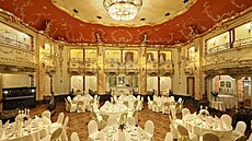 V Boccacciu se konaly odpolední �páte�ní �aje�, �astými hosty zde byl Jan...